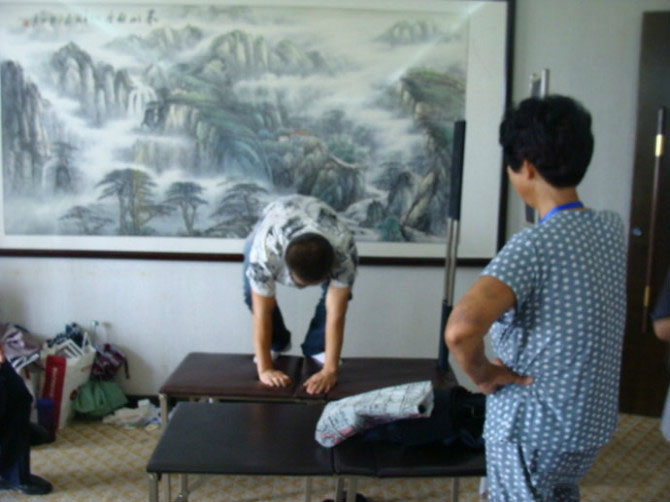 拉筋股骨头坏死